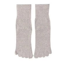 Load image into Gallery viewer, mid length toe socks