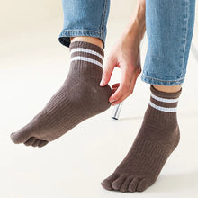 Load image into Gallery viewer, brown toe socks