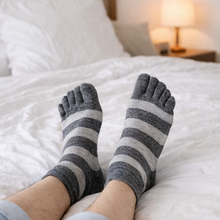 Load image into Gallery viewer, 5 Pairs of Sriped Toe Socks
