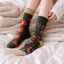 Charger l'image dans la galerie, Chaussettes dépareillées à fleurs