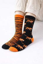 Load image into Gallery viewer, Tiger Odd Socks