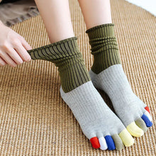 Load image into Gallery viewer, Ribbed Toe Socks
