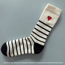 Load image into Gallery viewer, Embroidered Heart Socks
